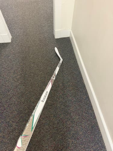 Senior Bauer Proto2 Left Hand Hockey Stick P28 87 Flex (New)