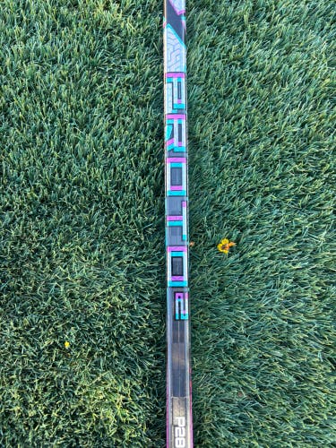 Intermediate Bauer Proto2 Left Hand Hockey Stick P28 55 Flex (Used)