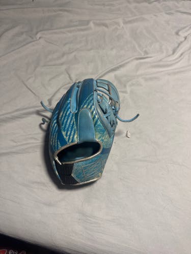 2025 Infield RH Rawlings REV1X Baseball Glove 11.75" (Used)