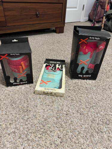 Blue Senior Sliding Mitt (New)