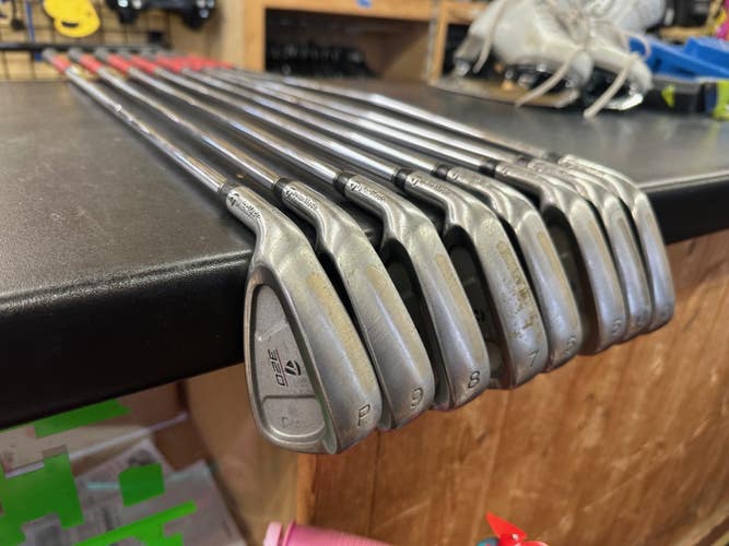 TaylorMade T320 Iron Set (Used) P-3 irons