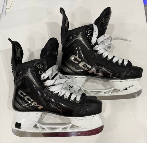 Black/Gray 2024 CCM Tacks XF Hockey Skates Regular Width 8 (Used)