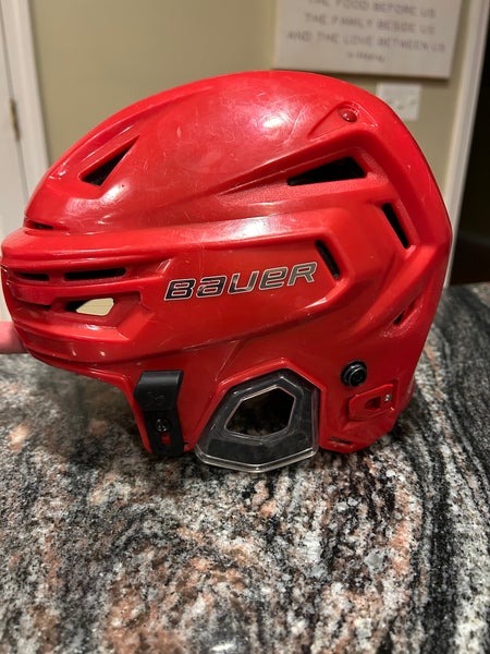 Small Bauer Re-Akt 155 Helmet (Used)