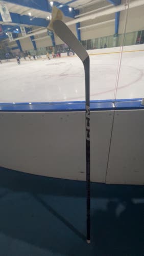 Senior CCM Ribcor Trigger 9 Pro Left Hand Hockey Stick P28 87 Flex (Used)