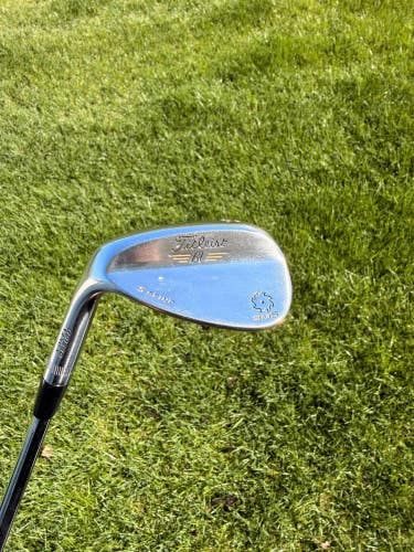 Titleist Vokey SM5 Tour Chrome Wedge 54/10 Stock Wedge Flex Lefty 35.25 NICE