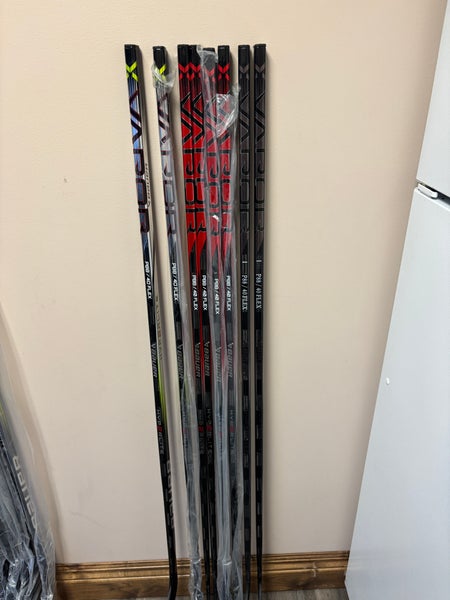 Junior Bauer Vapor Hyperlite 2 Right Handed Hockey Stick P88 40 Flex (New)