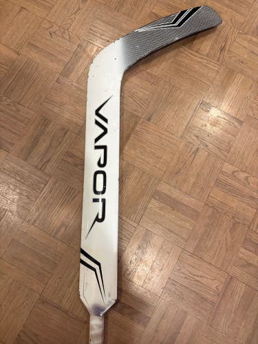 Intermediate Bauer Vapor X2.9 Regular Goalie Stick 23" Paddle (Used) NO BUTT END or tape square toe