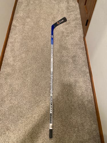 Easton RH Synergy SL 100 Flex Lidstrom