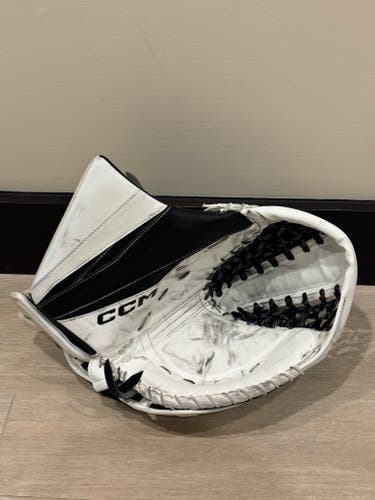 CCM Axis XF Glove (NCAA Used)