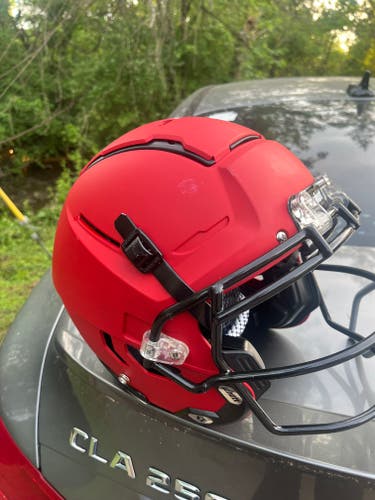 Medium Schutt F7 2.0 Helmet (New)