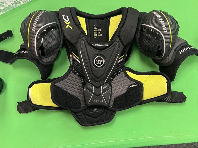 Junior Medium Warrior Alpha DX Shoulder Pads
