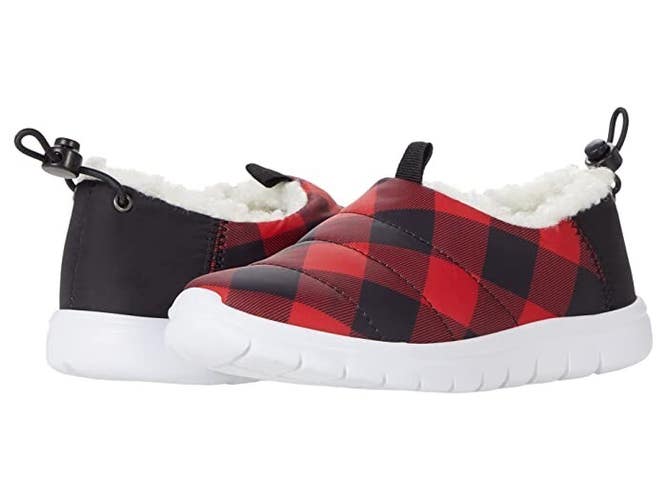 Tundra Lites Sneaker Kids 4 Red White Plaid Slip On Comfort Casual Shoes JOBB018