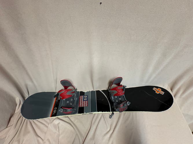 Burton Limited Edition Custom 156cm Snowboard With Bindings 156 cm (Used)