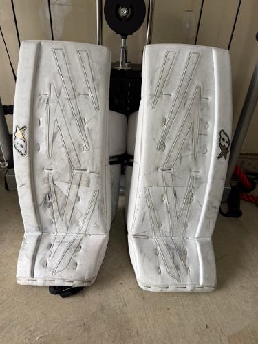 27" 2024 Brian's Netzero Goalie Leg Pads (Used)