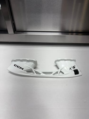 Left CCM XS Holder Senior Size 287mm (New) Pro Stock