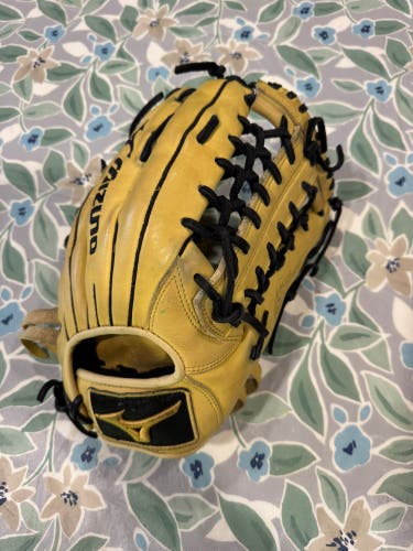 2025 Mizuno MVP Prime RH Outfield Baseball Glove 12.75" (Used)