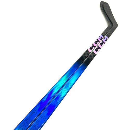 2 Pack - CCM Jetspeed FT8 Team LH 75 Flex P28 - RH1910