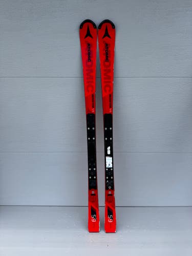 Atomic Racing 157 cm Redster FIS SL Skis Without Bindings (Used)
