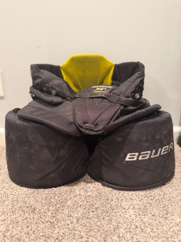 Senior Small 2018 Bauer Supreme S27 Hockey Goalie Pants (Used)