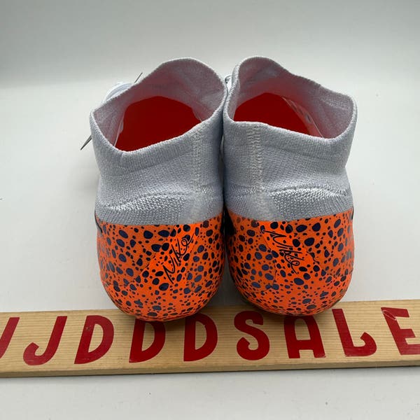 Nike Phantom Luna 2 Elite SG-Pro AC OLY Safari Pack HF4843  display picture 1