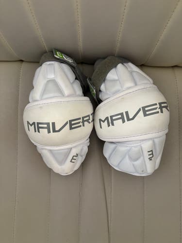 Small Adult Maverik MX Arm Pads (Used)