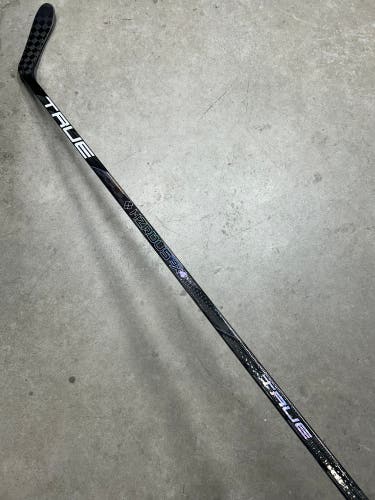 P28 85 Flex Senior True Hzrdus 9x4 Right Hand Hockey Stick Pro Stock (New)