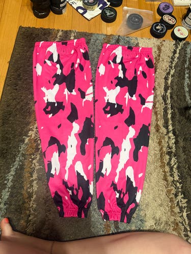 Hershey Cubs Breast Cancer Used Socks