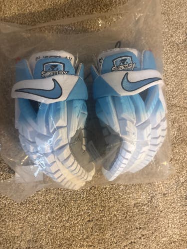 Brand New Sweetlax Carolina Nike Vapor Lacrosse Gloves (In Bag)
