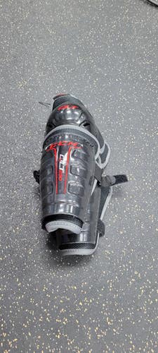 Used CCM QLT 230 YTH 9 INCH Youth Shin Guards Black 9" 11497-C000157066