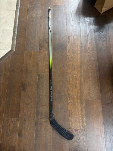 Senior Bauer Vapor Hyperlite 2 Right Handed Hockey Stick P90TM 87 Flex (Used)