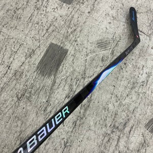 Senior Bauer Vapor Flylite Hockey Stick Left Hand P92 77 Flex (Used)