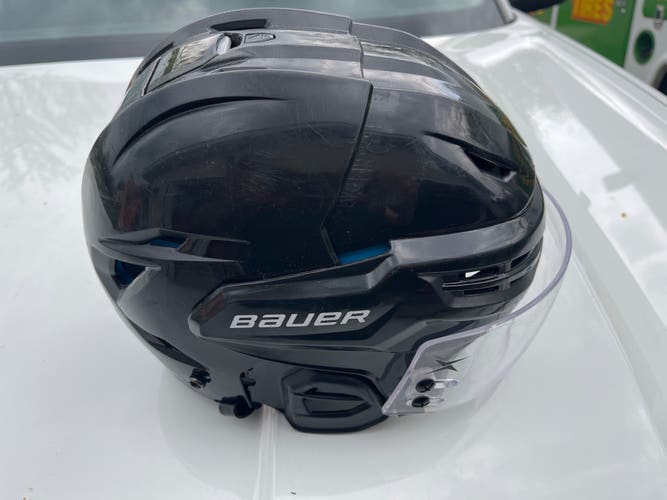 Large Bauer Re-Akt 55 Helmet (Used)
