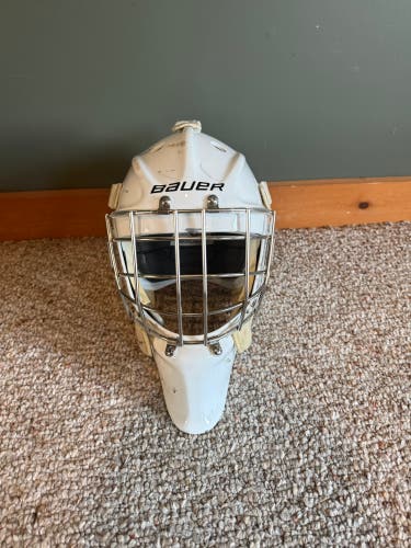 Senior Medium 2024 Bauer Profile 960 Goalie Mask (Used)