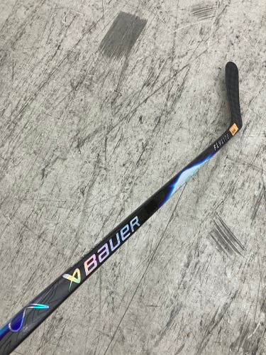 Junior Bauer Vapor Flylite Hockey Stick Left Hand P92 50 Flex (Used)