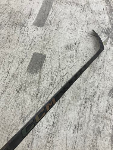 Senior CCM XF Ghost Hockey Stick Right Handed P28+1/4 75 Flex (Used)