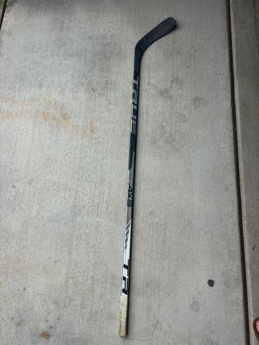 Senior True AX9 Right Handed Hockey Stick P88 75 Flex (New)