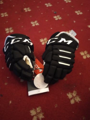CCM Tacks 4 Roll Pro 2 Gloves 11" (New)