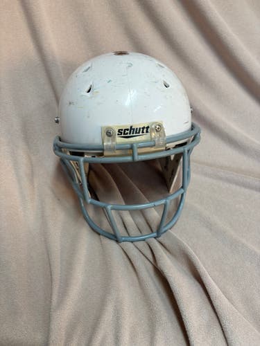 Large Youth Schutt Helmet (Used)