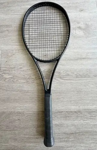 Wilson Blade 98 V8 Noir (16X19) | Gripsize 4 1/8 | Great Condition