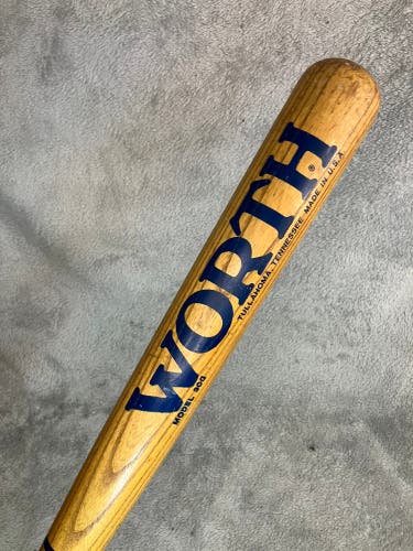 Worth Bat Maple 33" (Used)