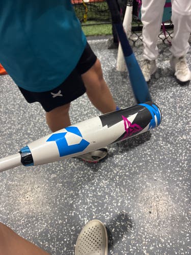 DeMarini CF Zen Composite USSSA Certified Bat (-11) 16 oz 27" (Used)