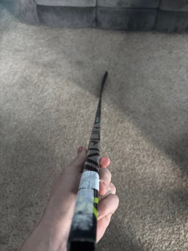 Senior Bauer Vapor Hyperlite 2 Left Hand Hockey Stick P92 87 Flex (Used)