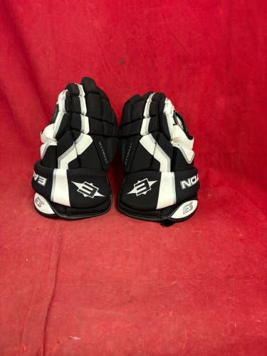 Hockey Gloves: Easton Stealth CX Senior Hockey Gloves. Size: 12”/31cm