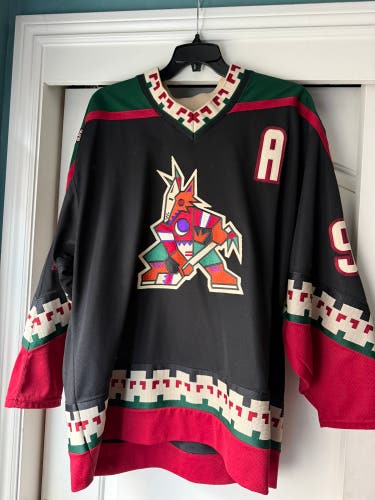 Vintage Arizona Coyotes Kachina Jeremy Roenick jersey XL
