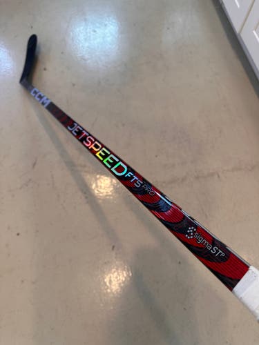 Senior CCM JetSpeed FT5 Pro Right Handed Hockey Stick P92M 85 Flex Pro Stock (Used)