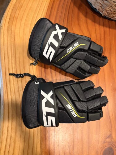 STX Stallion 200 Lacrosse Gloves (New)