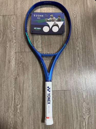 New YONEX EZONE 100 (300g) Tennis Racquet grip size 2
