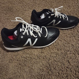 New Balance L4040BK5 Men's 11.5" Low Top Metal Cleats(New)