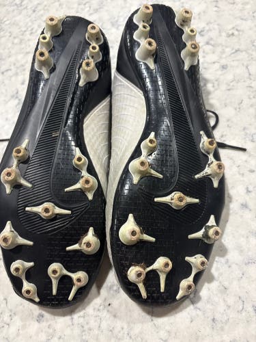 White Unisex Size M 10.5 (W 11.5) Nike Phantom Luna Elite Molded Cleats Cleats (Used)