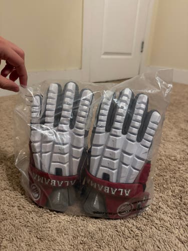 Maverik Shift Lacrosse Gloves (New)